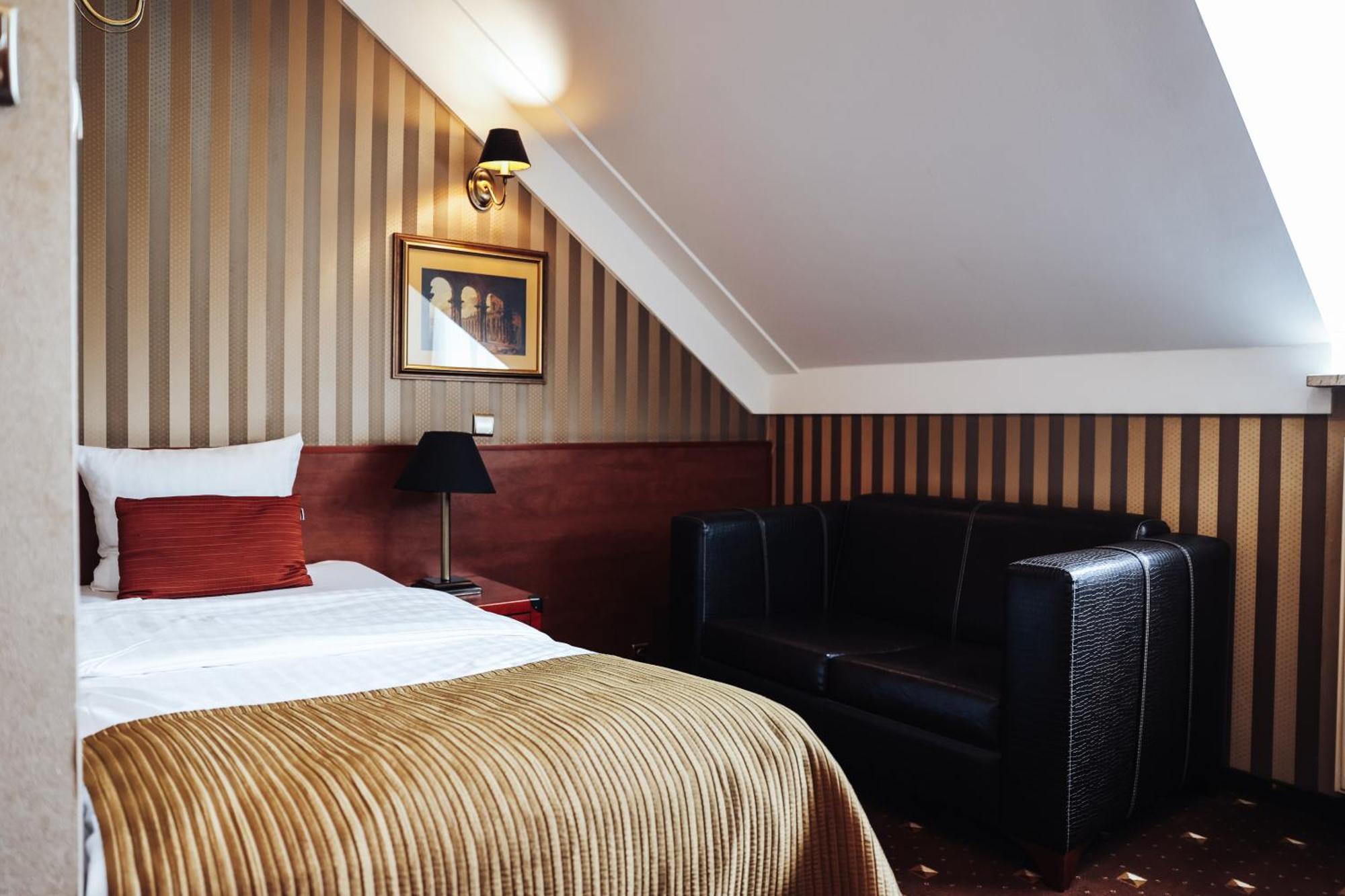 Hotel Diament Bella Notte Katowice - Chorzów Extérieur photo
